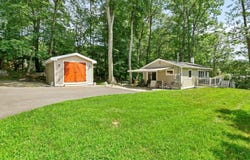 17 Reid Road, Douglas, MA 01516