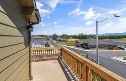 22 Terra Linda Court, Eagle Point, OR 97524