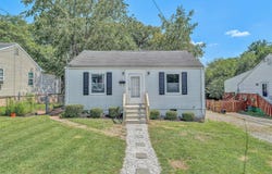 3211 Maplelawn AVE NW, Roanoke, VA 24012
