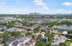 615 W 27th Street, Houston, TX 77008