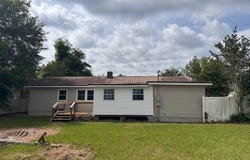 4274 2 Avenue, Marianna, FL 32446