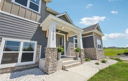 14505 Wilds Parkway NW, Prior Lake, MN 55372