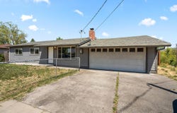 2424 Crater Lake Avenue, Medford, OR 97504