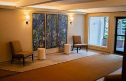 1 Townhouse Place, Great Neck, NY 11021