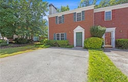 725 Anderson Walk, Marietta, GA 30062