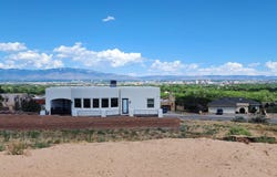1752 CLIFFSIDE Drive NW, Albuquerque, NM 87105