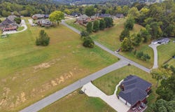 200 Woods Edge Drive, Somerset, KY 42503