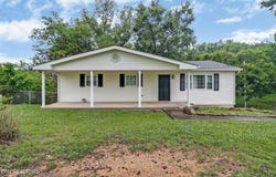 130 Shubert St, Kingston, TN 37763