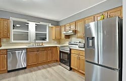 5401 82nd St, Pleasant Prairie, WI 53142