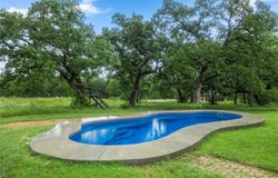 1109 Sherrill LN, Lexington, TX 78947