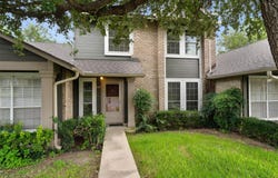 1015 E Yager Ln, Austin, TX 78753