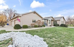 2151 S Imboden Place, Decatur, IL 62521
