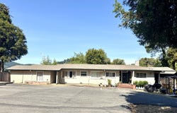 200/230 Alderpoint Road, Garberville, CA 95542