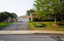 5691 MERION LANE, MACUNGIE, PA 18062