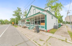 104 N Main Street, Washington, LA 70589