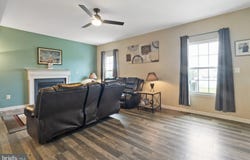 68 LOUVAIN DRIVE, HANOVER, PA 17331