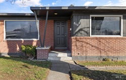 810 N 6th E, Mountain Home, ID 83647