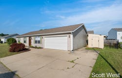 11664 Bear Meadows Drive SE, Alto, MI 49302