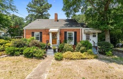 805 N Chestnut St, Aberdeen, NC 28315
