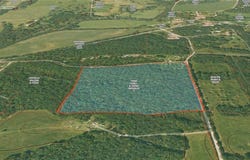 12401 Readings  RD, Gentry, AR 72734
