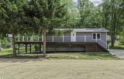 6820 W Shore Drive, Weidman, MI 48893