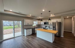 135 McDonald Ave, Versailles, MO 65084
