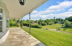 1303 Knob Creek Road, Johnson City, TN 37604