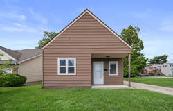 17 W 30th Place, Steger, IL 60475
