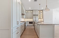 136 W Cotter Avenue, Port Aransas, TX 78373