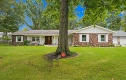 2878 E Hickory Lane, Columbia City, IN 46725
