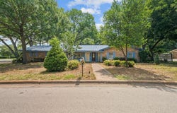 305 Bluebonnet Drive, Grapevine, TX 76051