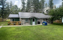 9141 M-33, Atlanta, MI 49709