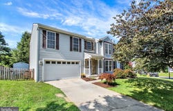 198 PHEASANT RUN LANE, HANOVER, PA 17331