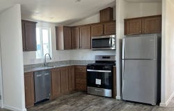 1470 Elizabeth St, Coalinga, CA 93210