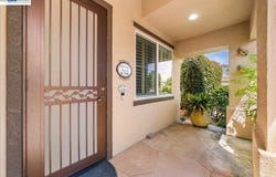 113 Lasata Dr, Tracy, CA 95377