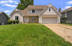7104 E 134th Terrace, Grandview, MO 64030