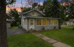 301 W 95th Street, Bloomington, MN 55420