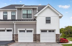 25 TAMARACK Circle, NORRISTOWN, PA 19403