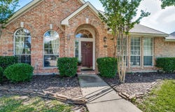 3741 Cottonwood Springs Drive, The Colony, TX 75056
