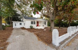 1001 S Layton Avenue, Dunn, NC 28334