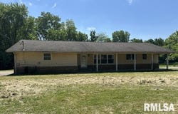 1308 E 7TH Street, West Frankfort, IL 62896