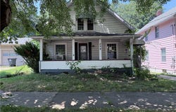 354 Julien Avenue, Akron, OH 44310