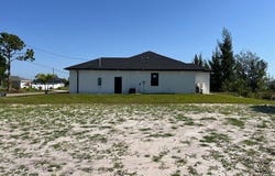 3909 NE 9th Avenue, Cape Coral, FL 33909