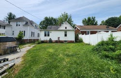 628 W Forest Avenue, Decatur, IL 62522