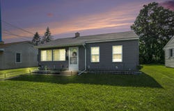 153 N Woodlawn Avenue, Battle Creek, MI 49037