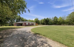 535 Ross Road, Elm Mott, TX 76640