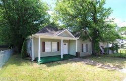 1332 Beaumont Ave, Knoxville, TN 37921