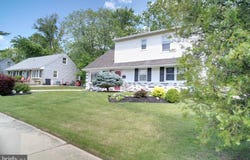 587 MUHLENBERG AVENUE, WENONAH, NJ 08090