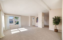 3700 BABCOCK LN, Eugene, OR 97401