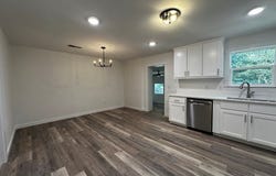 921 Maryland Dr, Athens, TX 75751